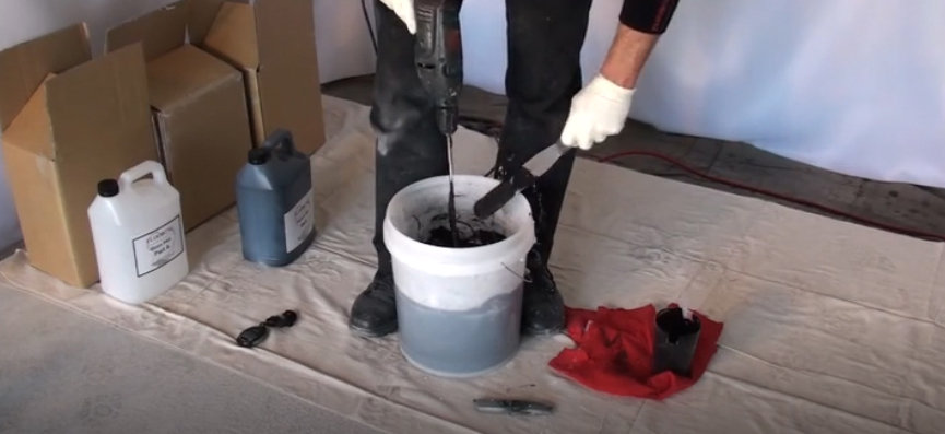 mixing epoxy