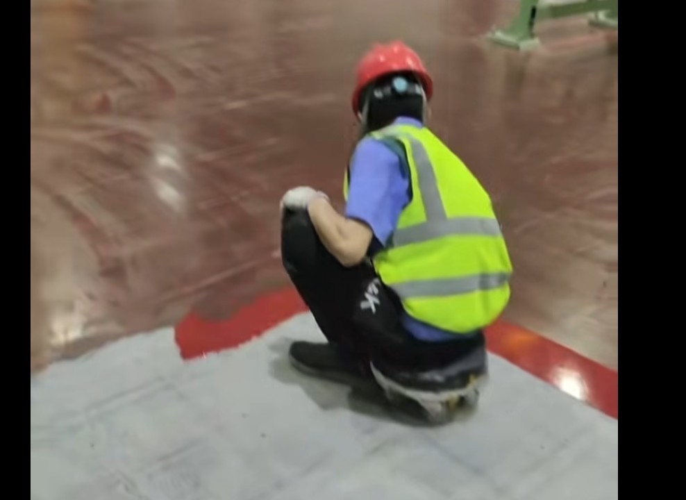 Roller Stool